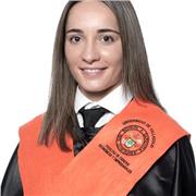 Chica de 25 año se ofrece para dar clases de matemáticas, con experiencia. Titulada en Ade y Turismo, además de un MBA